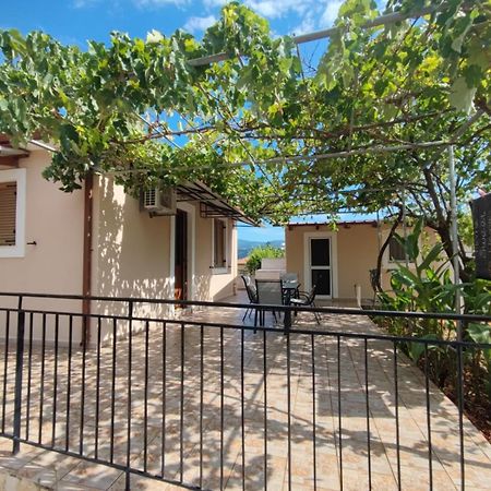Anna-Maria House Vila Fokata Exterior foto